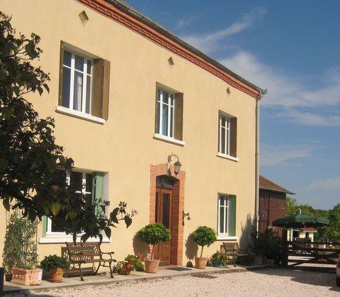 Bed and Breakfast Les Tilleuls Saint-Pe-Delbosc Экстерьер фото